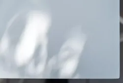 "Малага" обеденная группа на 6 персон со стульями "Марсель", каркас белый, роуп светло-серый