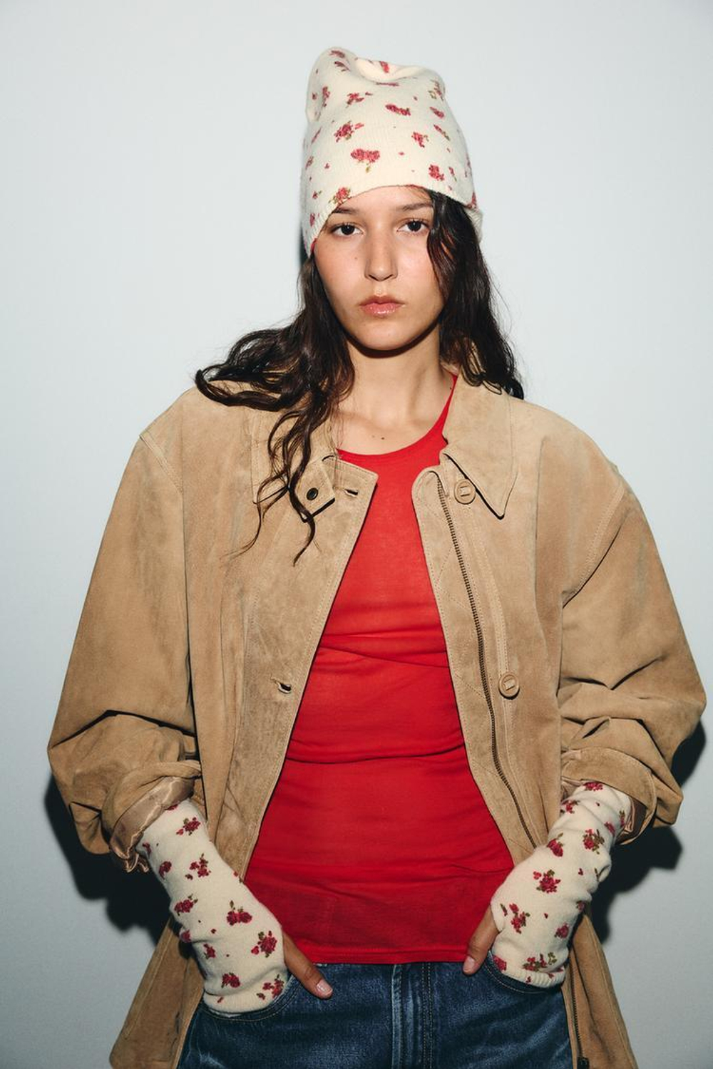 ZARA МИТЕНКИ ТРИКОТАЖНЫЕ С ЦВЕТОЧНЫМ ПРИНТОМ, ЭКРЮ