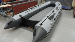 Лодка ПВХ COMPAS 420 V