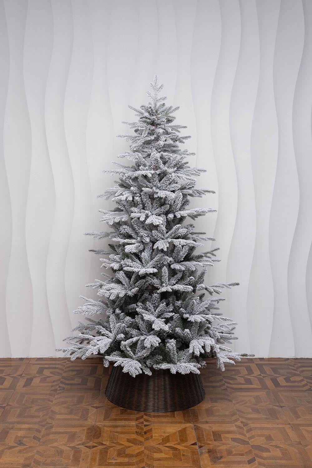 Заснеженная елка "Сибирская" (Литая+пвх) 3 м