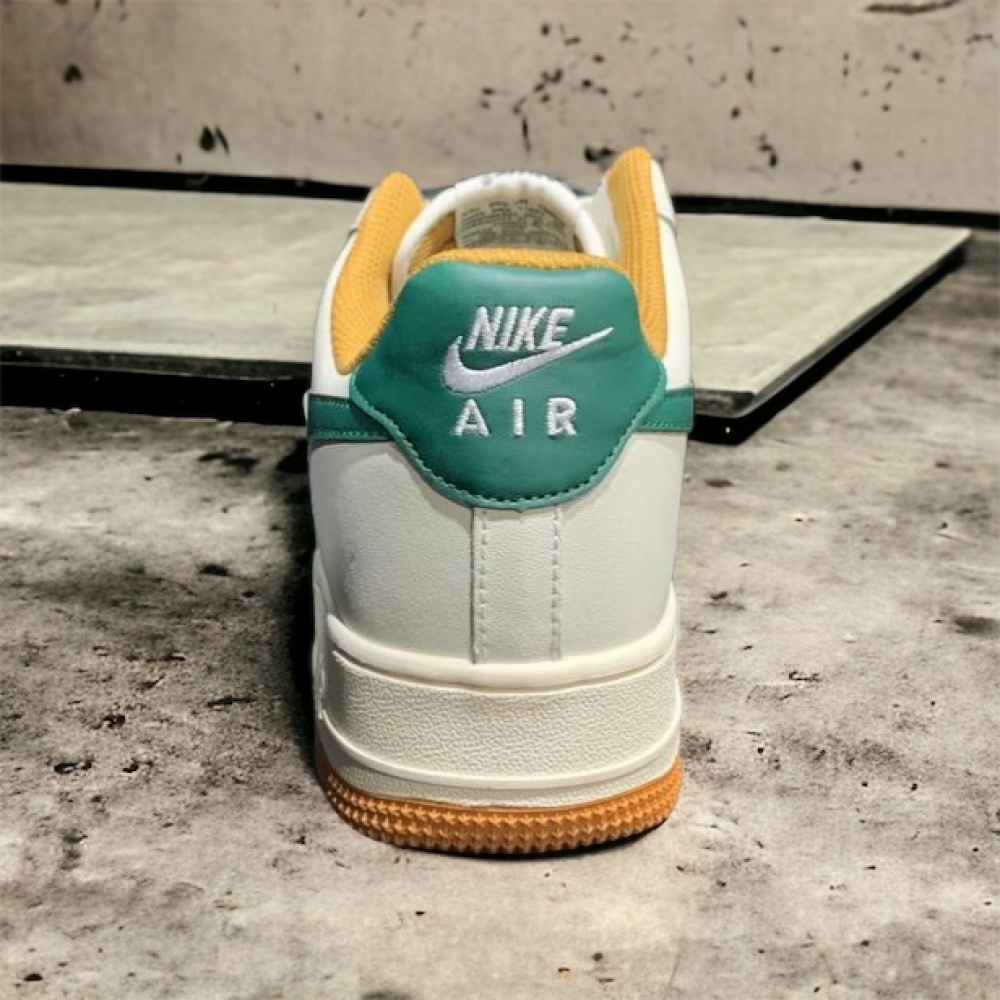 Nike Air Force 1 Low • Green Brown
