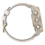 Спортивные часы Garmin fenix 8, 43 мм, AMOLED, кожаный ремешок цвета «известняк», силиконовый ремешок цвета «серый туман»/«тёмный песчаник» Золотистый безель из нержавеющей стали, AMOLED-дисплей. Кожаный ремешок и силиконовый ремешок с классическими застё