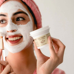 Skinfood Egg White Pore Mask очищающая маска на основе яичного белка