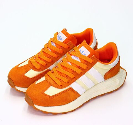 Кроссовки нат. Замша (36-41)р. / шт. B976/7