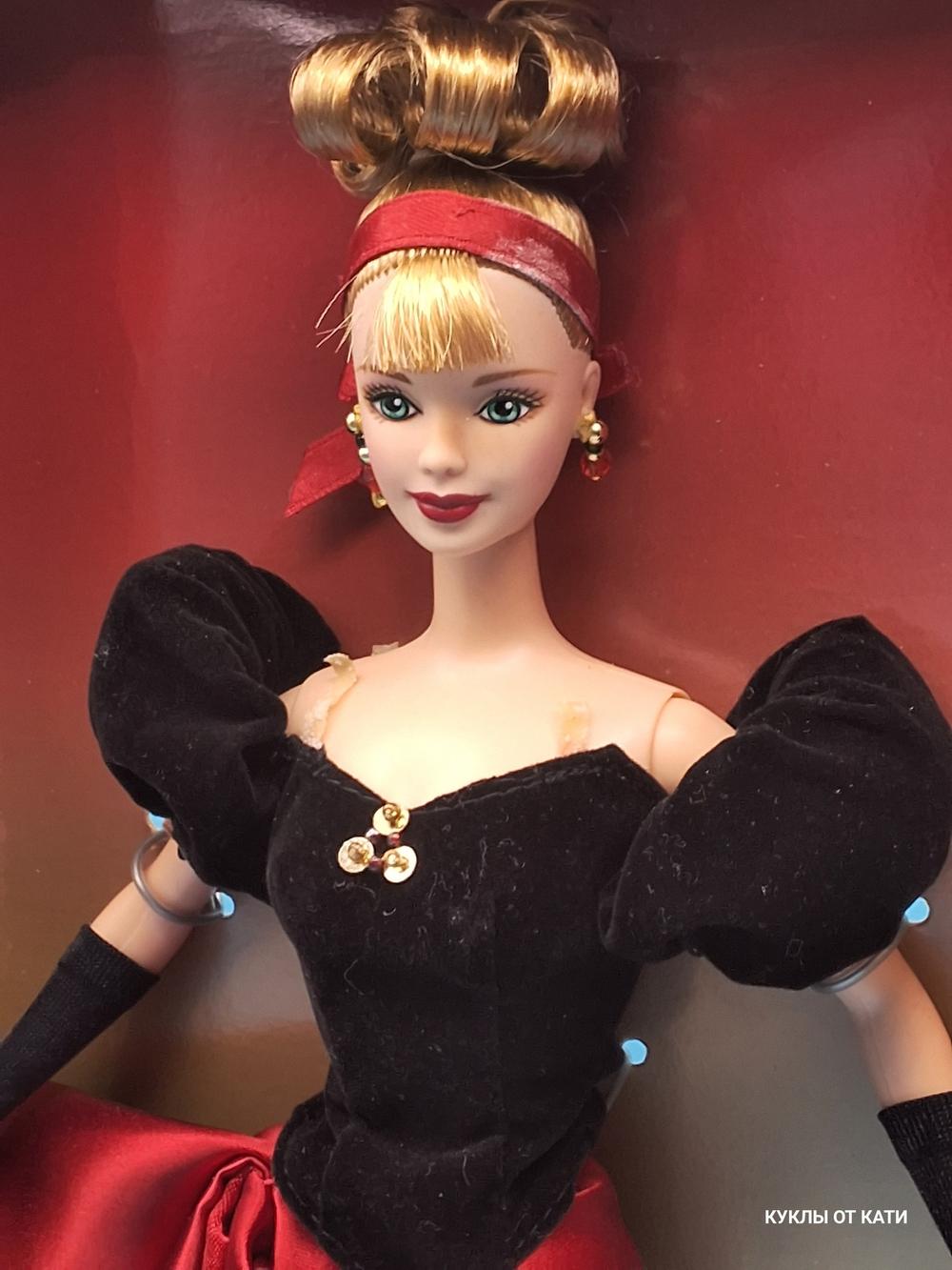 Кукла НРФБ Barbie Winter Splendor Avon Exclusive 1998 года. ( В коробке )