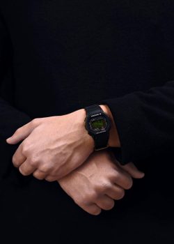 Часы Casio DW-5040PG-1