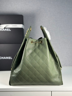 Chanel 25 Medium Handbag 40 cm