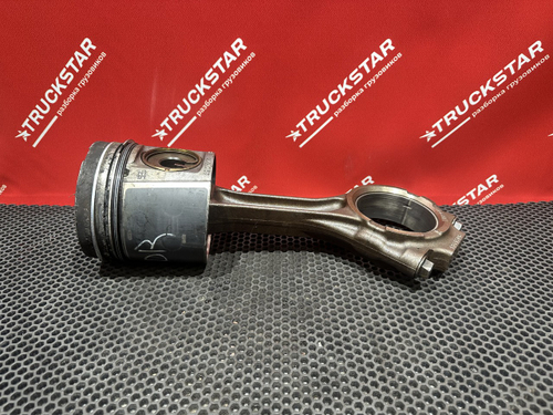 Поршень с шатуном