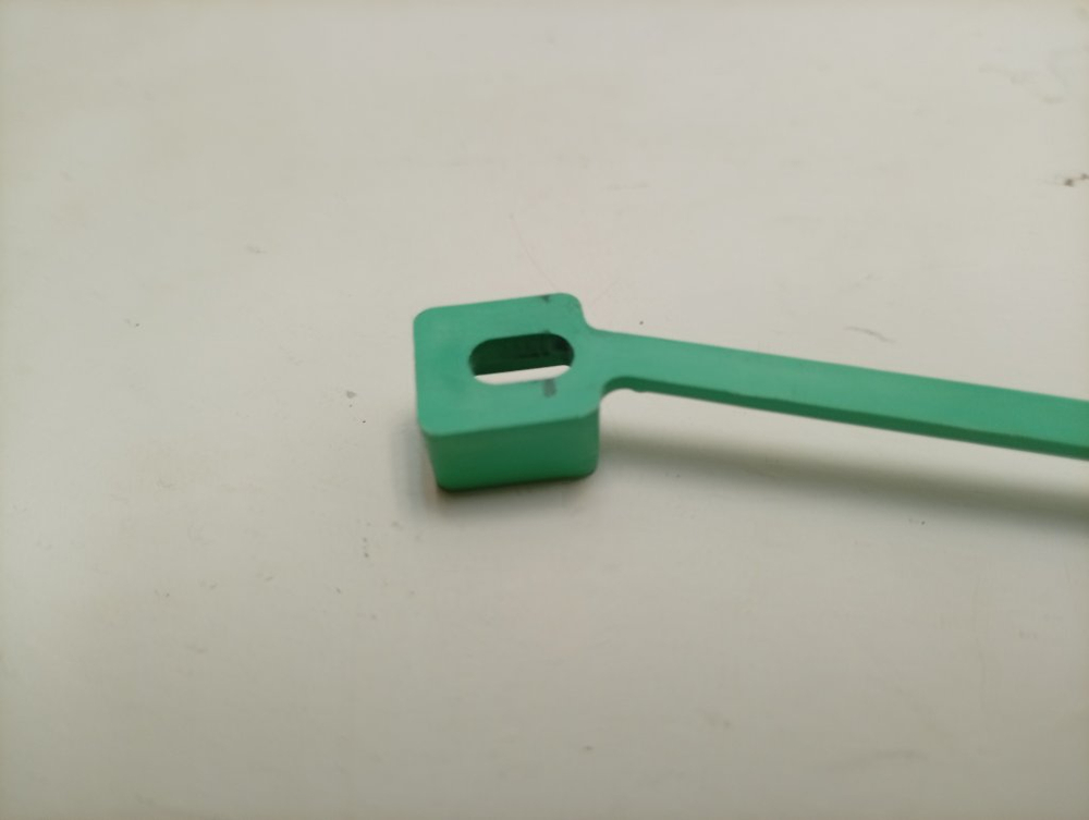 WMUF5050 кт42 Тяга аварийного открытия люка стиральной машины Hotpoint-Ariston б/у