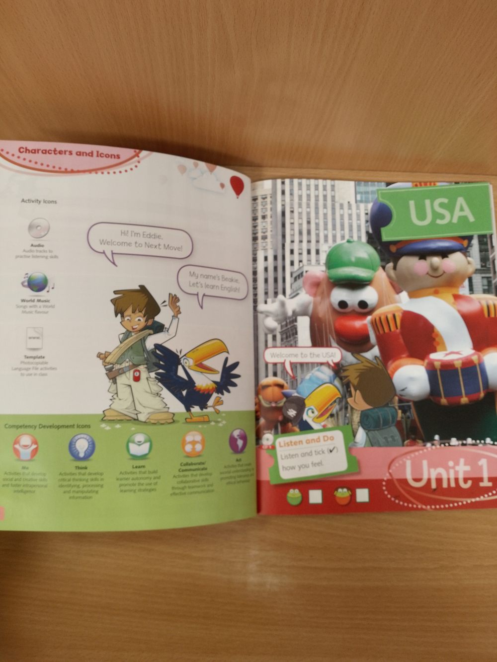 Next Move British English Level 1 Student's Book Pack (+DVD)