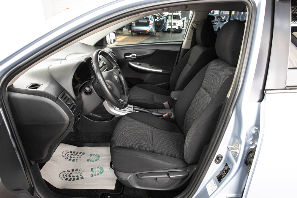 Toyota Corolla, 2011 год
