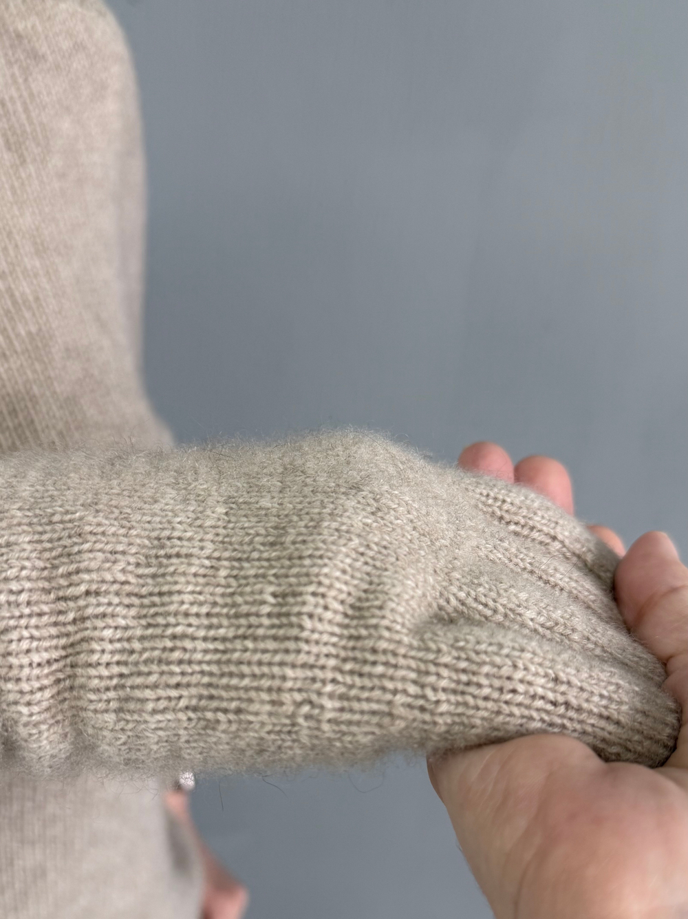 Пряжа Mongolia Cashmere 26/2 (100% кашемир) 1300 м/100 гр, бежевый меланж (органик)