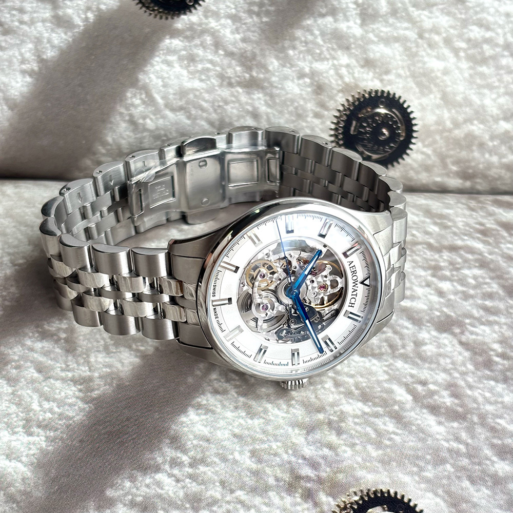Aerowatch 60996 AA02 SQ M