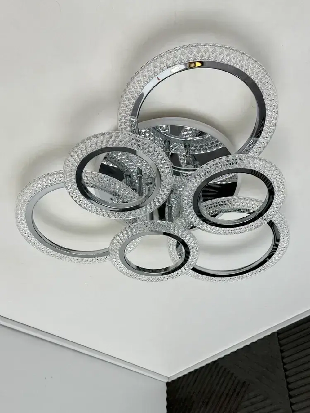 Люстра потолочная с RGB подсветкой и пультом для всех видов потолков, 115Вт