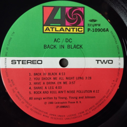 Винтажная виниловая пластинка LP AC DC Back In Black (Japan 1980) (No Obi) Shoot To Thrill