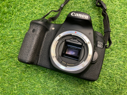 Canon EOS 60D kit 18-55mm III 32.000 кадров