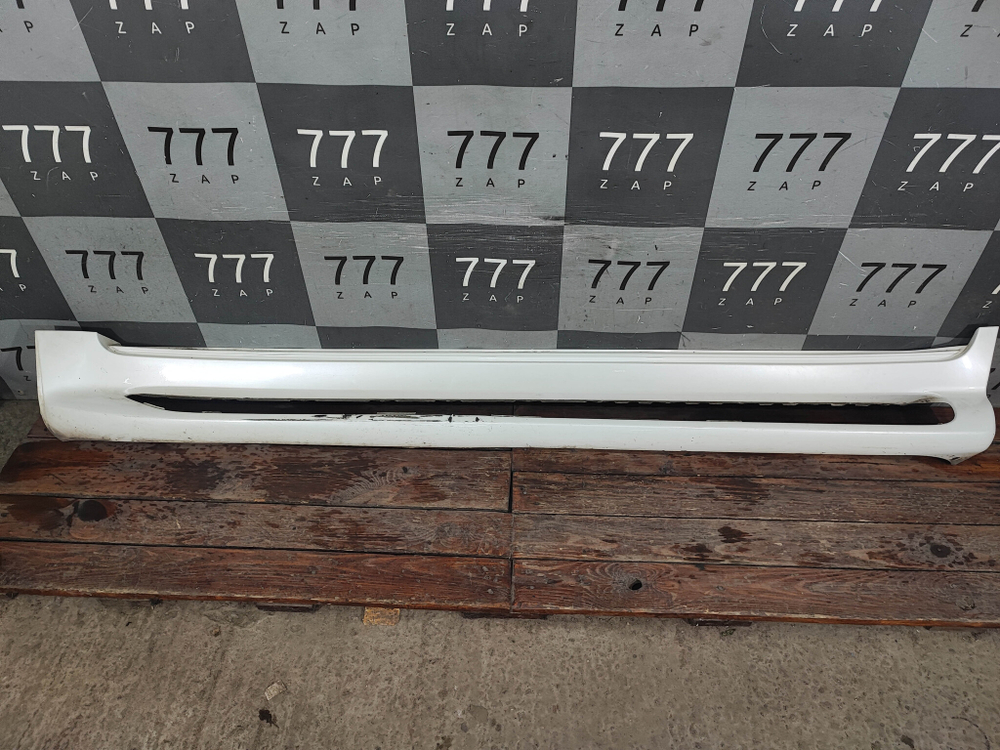 Накладка порога левого Toyota Land Cruiser 200 15-21 Б/У Оригинал 5177460160C2