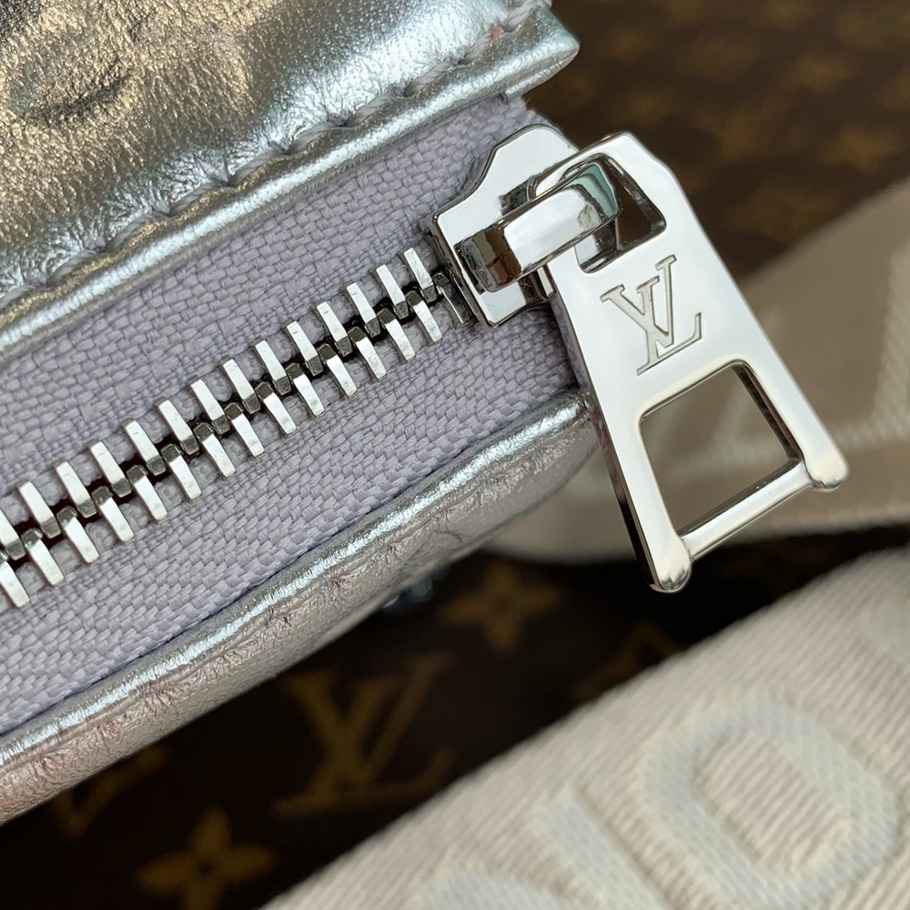 Louis Vuitton Coussin PM