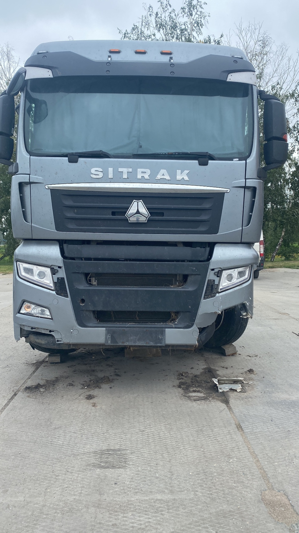 SITRAK C7H 4x2 Седельный тягач ZZ4186V361HE (Дизельный, 12,4 л, 540 л.с., AТ)
