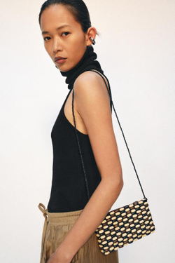 ZARA МИНИ-СУМКА ЧЕРЕЗ ПЛЕЧО ИЗ ДЕРЕВЯННЫХ БУСИН, РЫЖЕВАТО-КОРИЧНЕВЫЙ