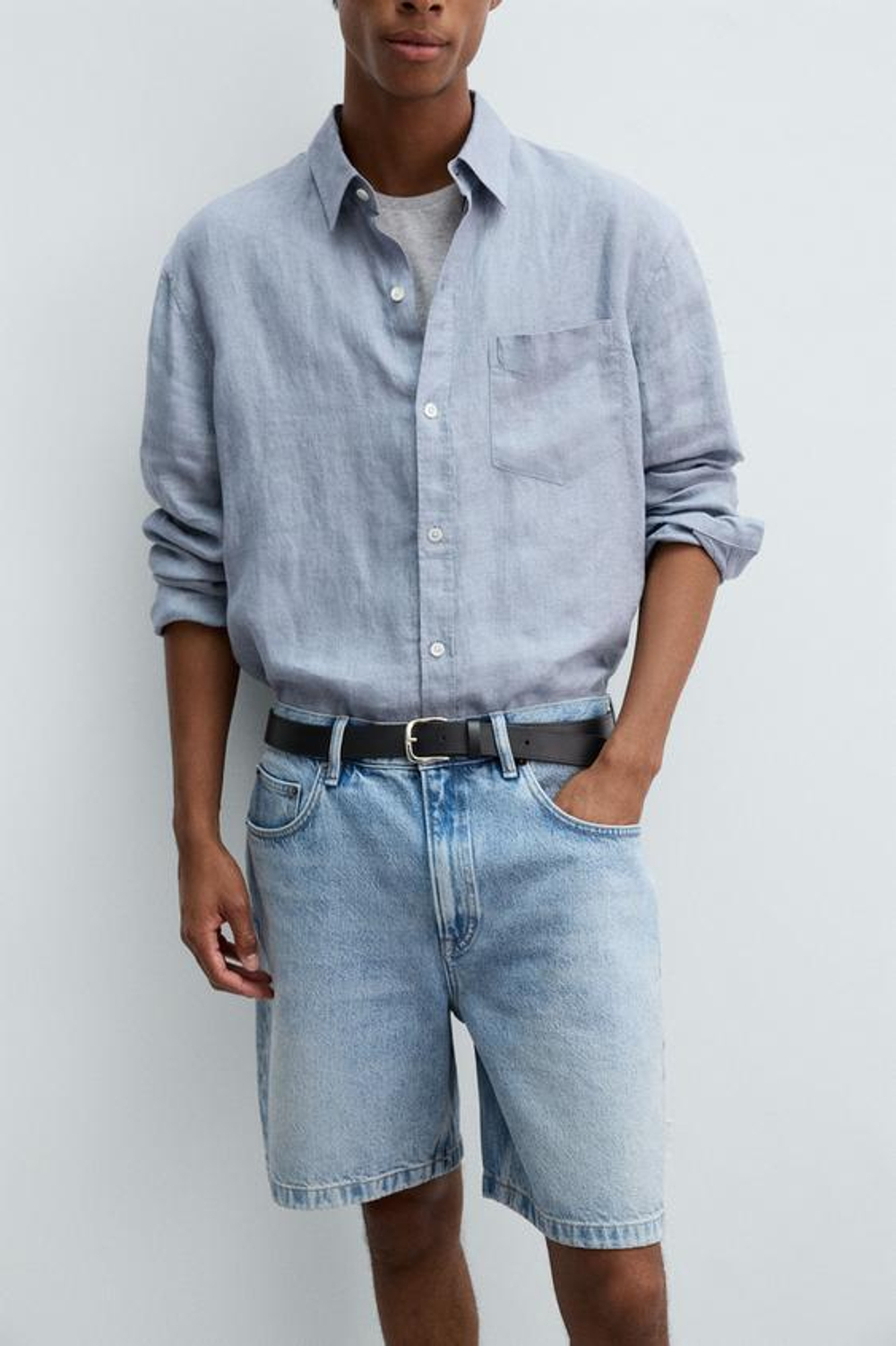 ZARA ДЖИНСОВЫЕ БЕРМУДЫ СТАНДАРТНОГО КРОЯ, ГОЛУБОЙ