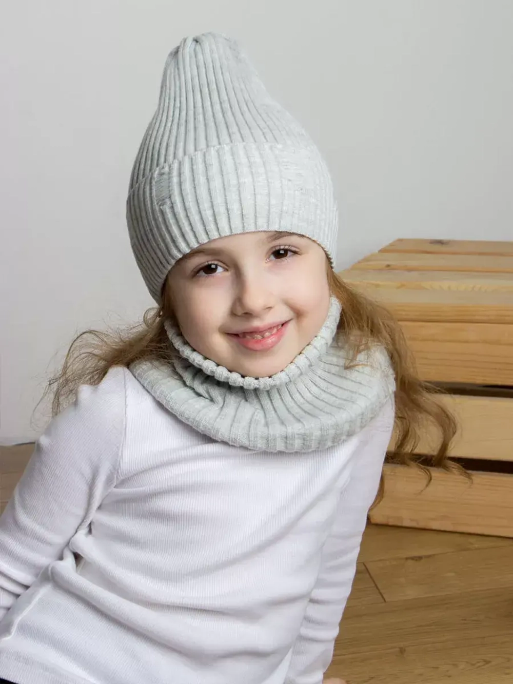Шапка и снуд для девочки осенние серая