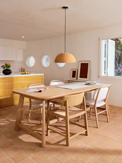 Стол Idun из шпона и массива дуба с натуральной отделкой 200x100см