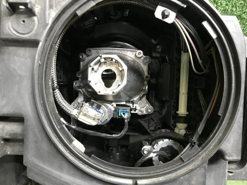 Битая Фара левая BMW X5 F15 X6 F16 (13-18) ксенон