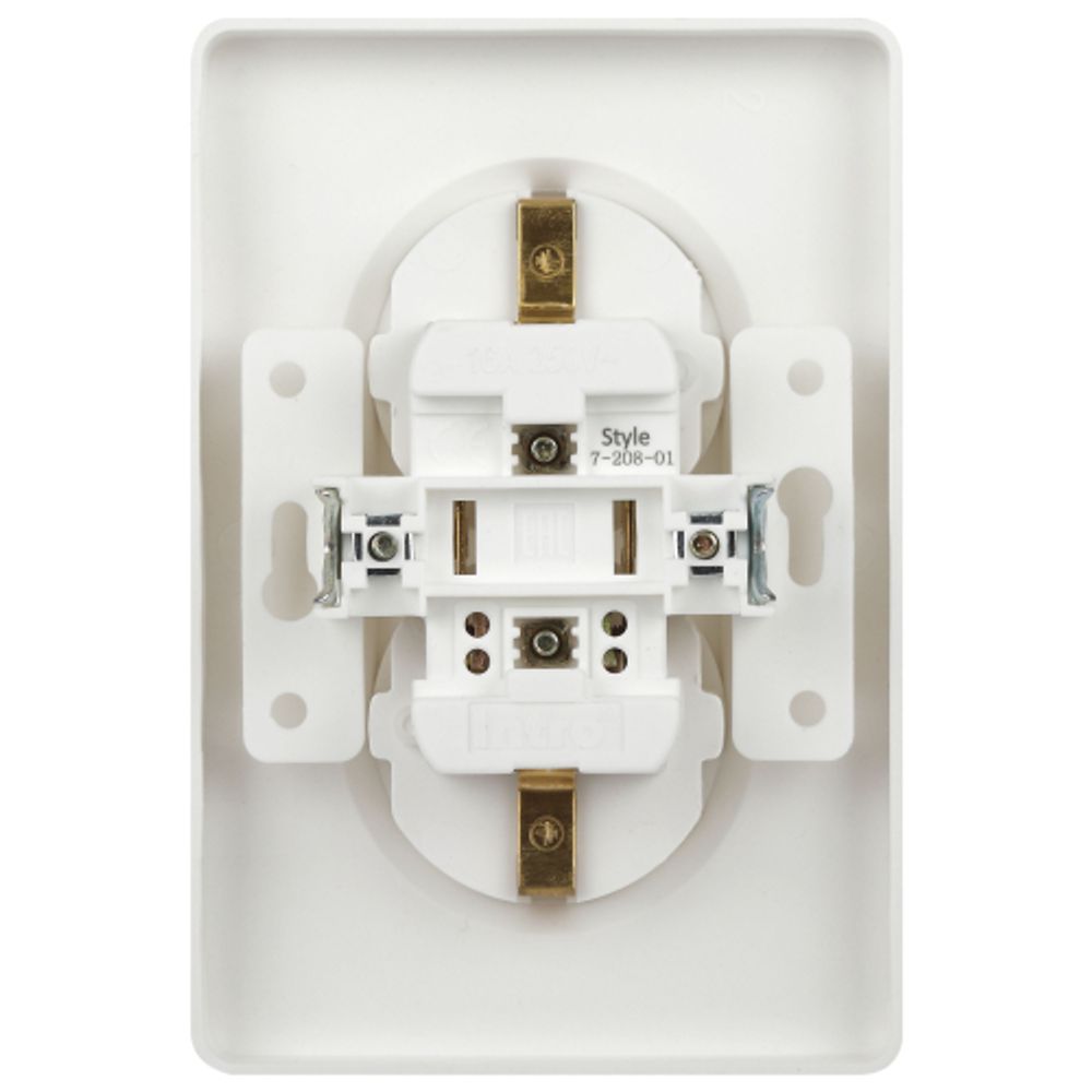 Розетка Intro Style 7-208-01 двойная с заземлением 2X2P+E Schuko со шторками 16А-250В IP20 СУ белый