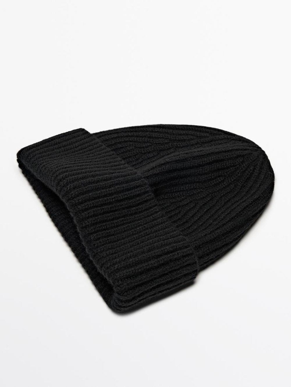 Massimo Dutti Шапка из смесовой шерсти, черный