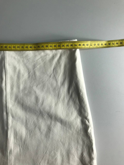 Юбка обтягивающего кроя, визуально на 44 размер