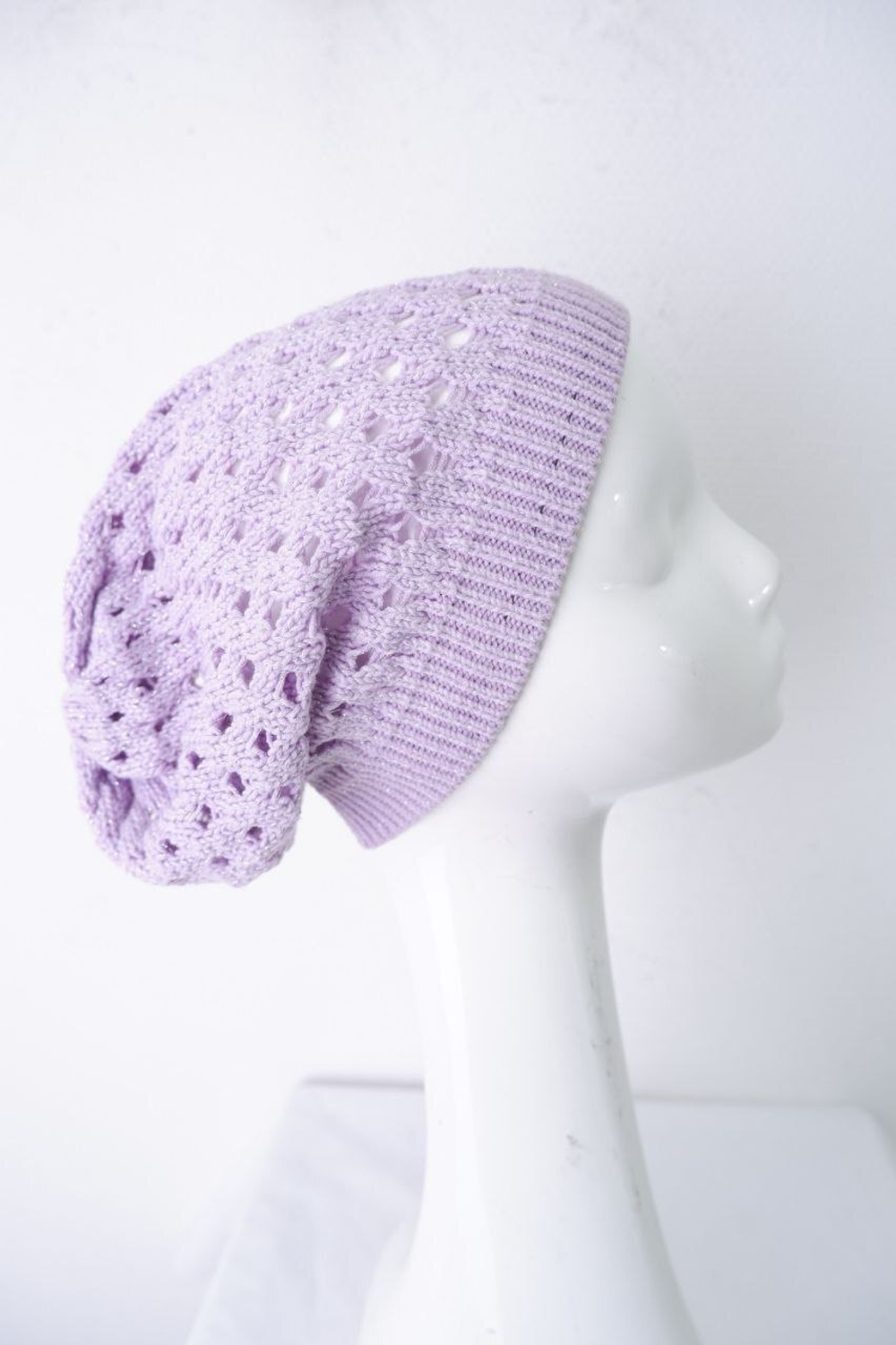 Шапка тонкая