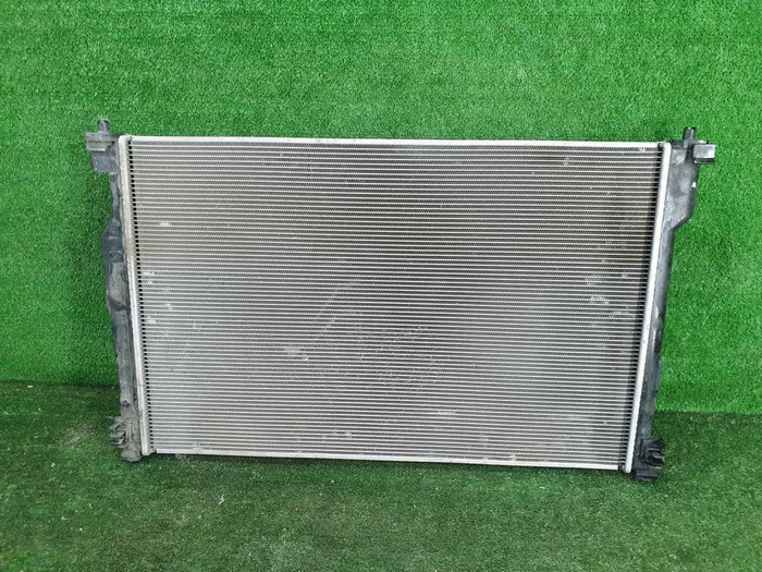Радиатор охлаждения Toyota Camry XV70 (2017-н.в.)