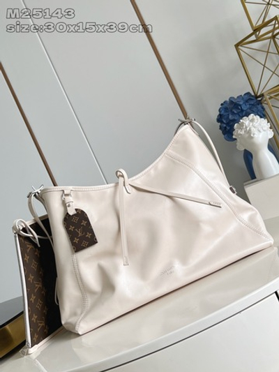 Louis Vuitton CarryAll Vibe MM