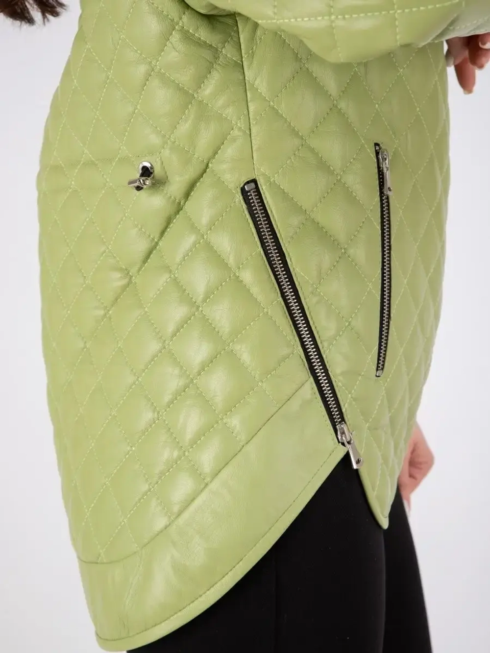 Куртка кожаная двухсторонняя с капюшоном демисезон