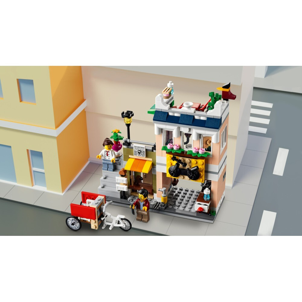 LEGO Creator — Магазин лапши в центре города 3 в 1 31131 / артикул   31131  / GTIN 5702017153223
