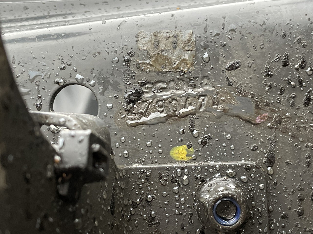 Кронштейн подножки правой 2020г.