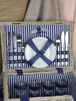 HOLYDAY BASKET Набор для пикника с термосумкой и пледом на 4 персоны