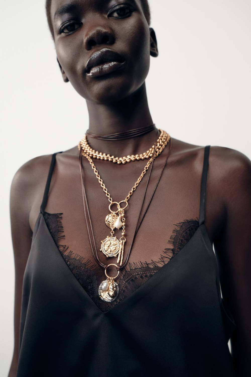 ZARA НАБОР ИЗ 3 ОЖЕРЕЛИЙ, ЗОЛОТИСТЫЙ