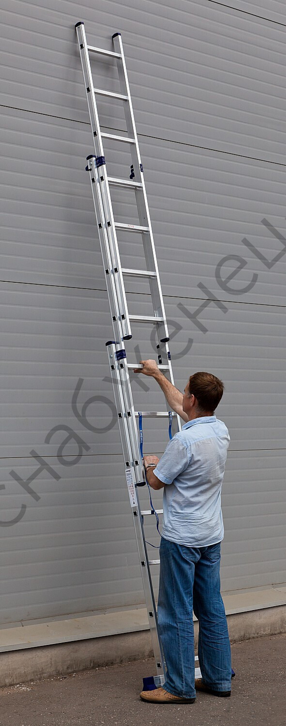 СИБИН 7 ступеней, со стабилизатором, алюминиевая, трехсекционная лестница (38833-07)