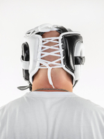 Шлем боксерский LEADERS LS с бамперной защитой BK/WH 1/2