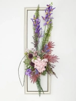 Искусственные цветы для декора стен