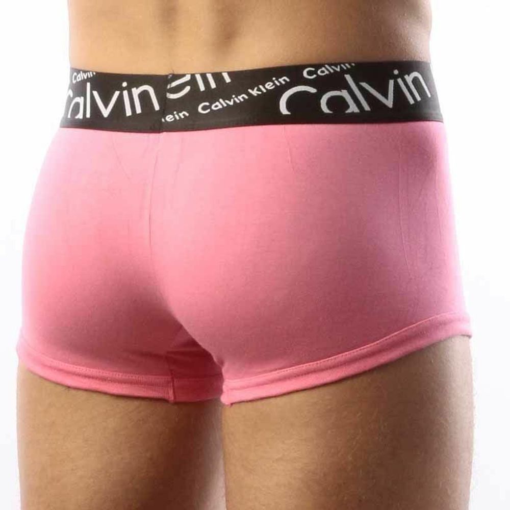 Мужские трусы хипсы розовые с черной косой резинкой Calvin Klein Black Waistband Italics Boxer Pink