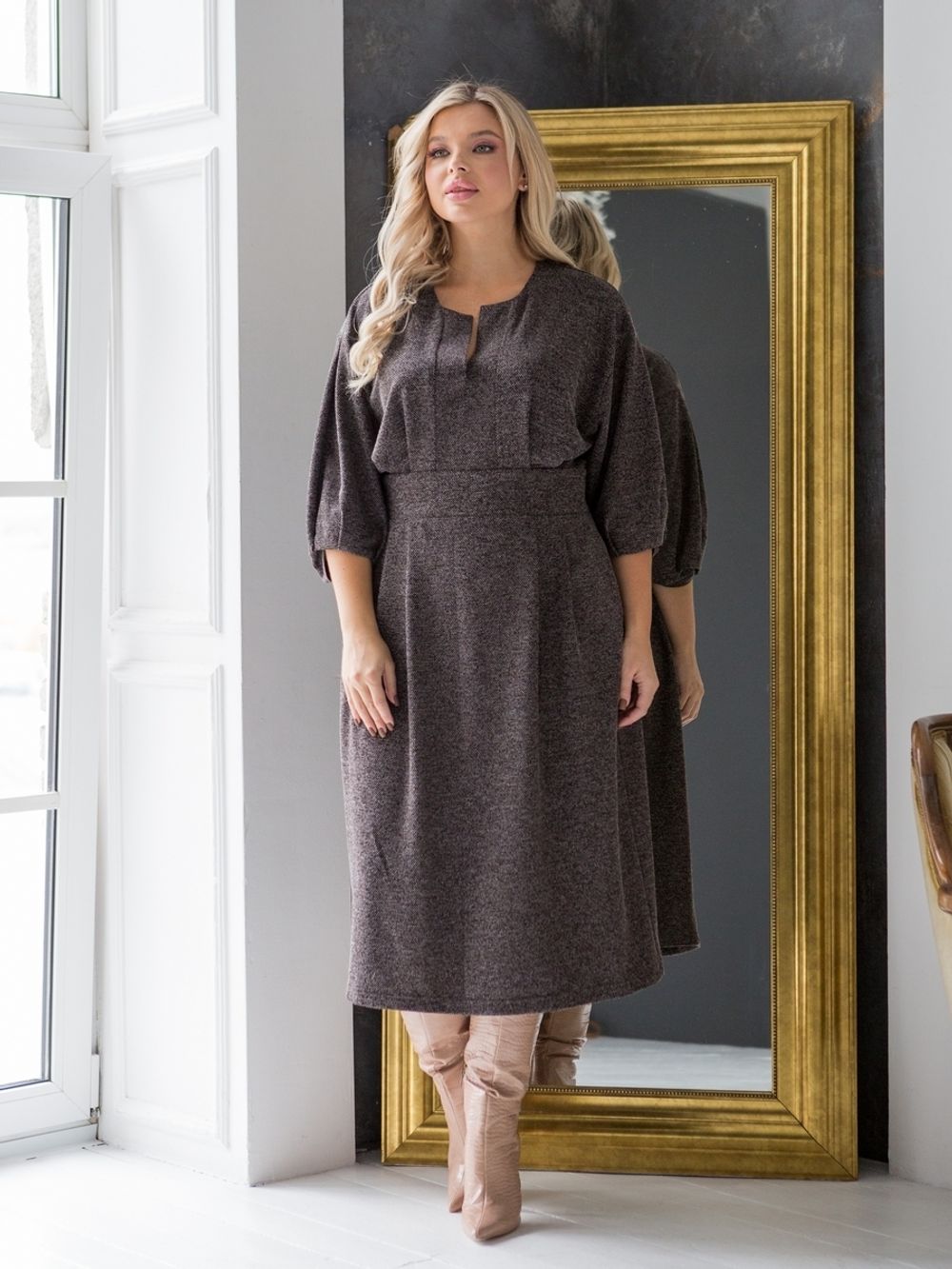 Платье 1360 черно-коричневый Novita (Акция)