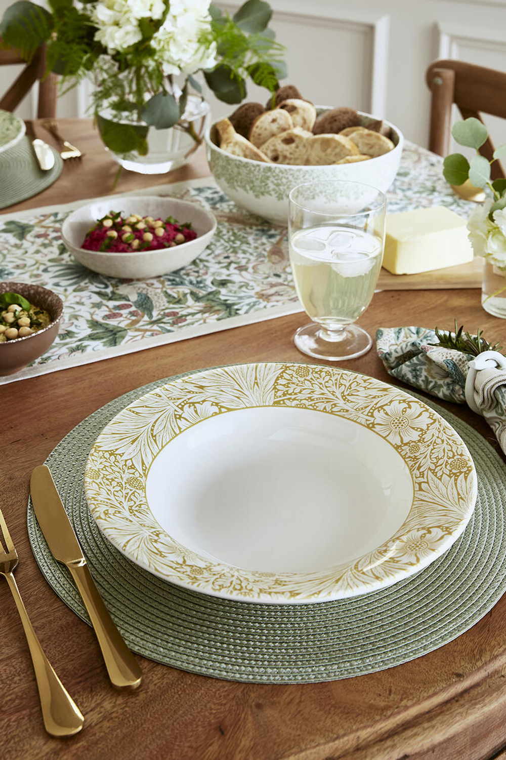 Spode Тарелка Morris&Co. Глубина 26 см ноготки MCO45746-A