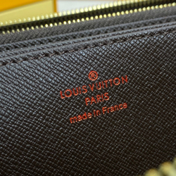 Louis Vuitton Zippy Wallet