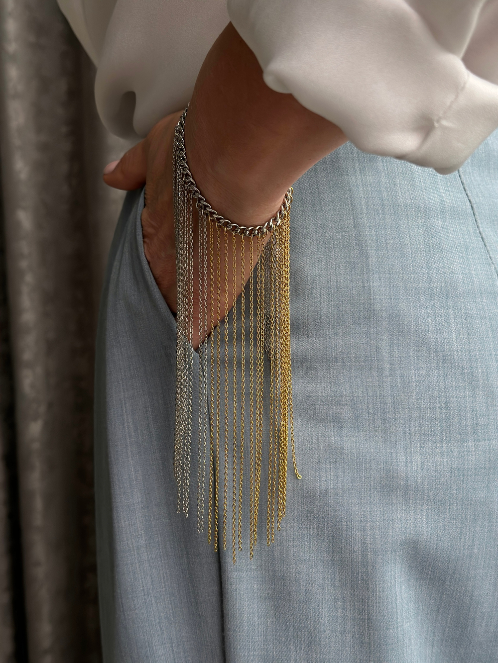Браслет биколор с тонкими цепочками, оттенки золото и серебро