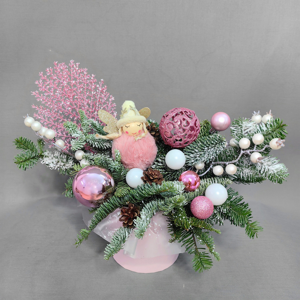 Новогодняя композиция в шляпной коробке