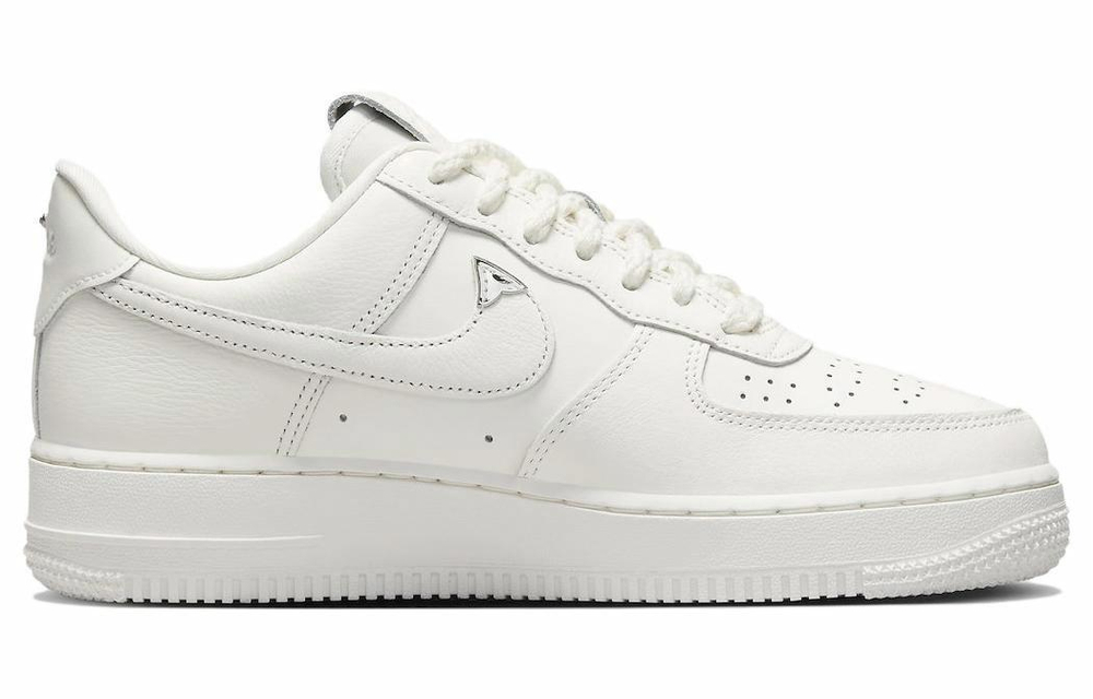 Кроссовки Nike Air Force 1 Sail Chrome (Женская размерная сетка)