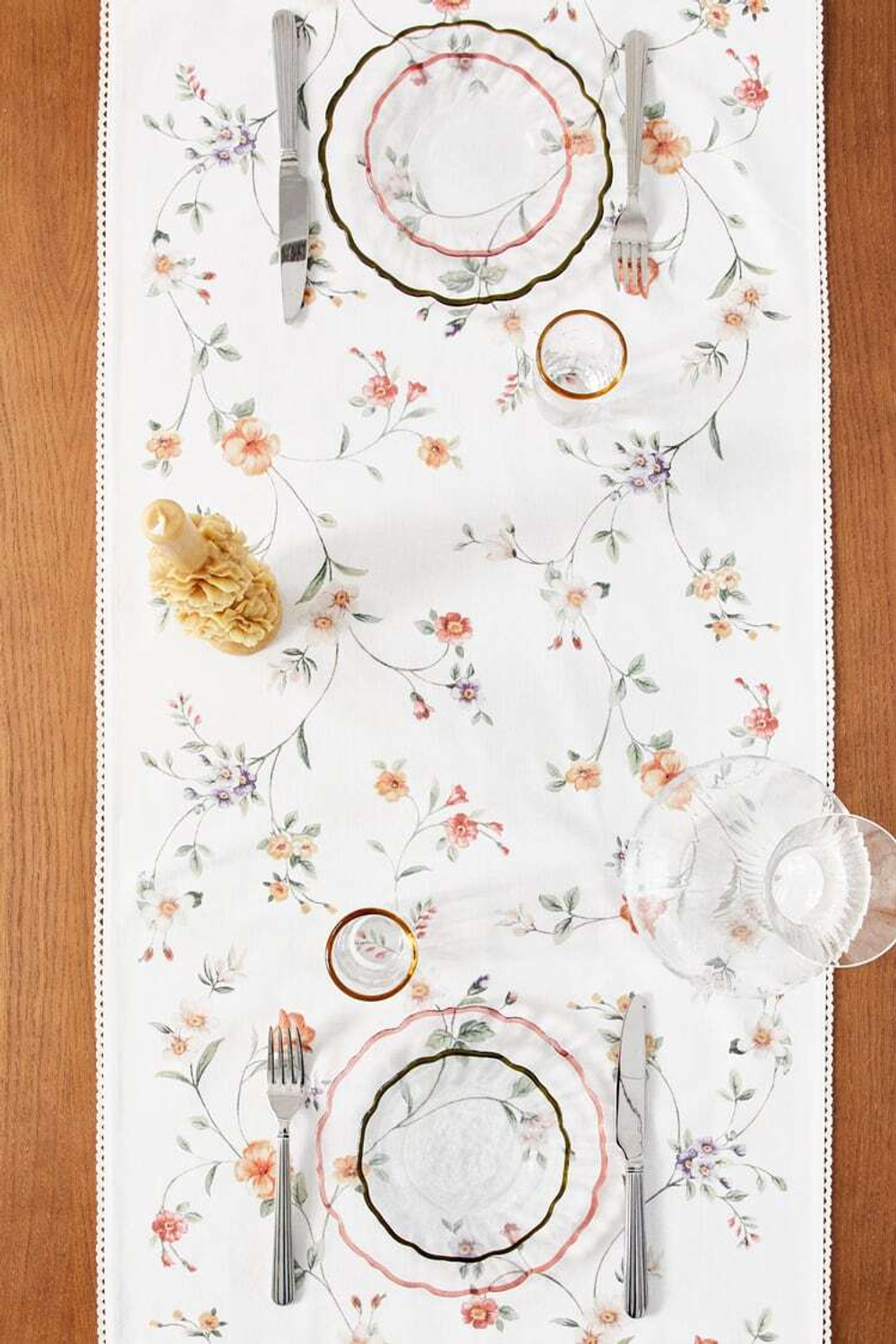 ZARA HOME ХЛОПКОВАЯ НАСТОЛЬНАЯ ДОРОЖКА С КРУЖЕВНОЙ ОТДЕЛКОЙ, ЗЕЛЕНЫЙ